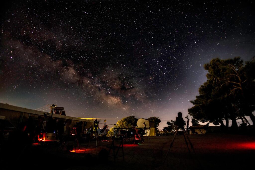 Stephanion_Observatory_Starry_Night